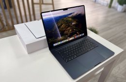 Hibátlan MacBook Air 2023 Midnight M2 13 256GB 1 ÉV Garanciával Számlával Aksi 100%