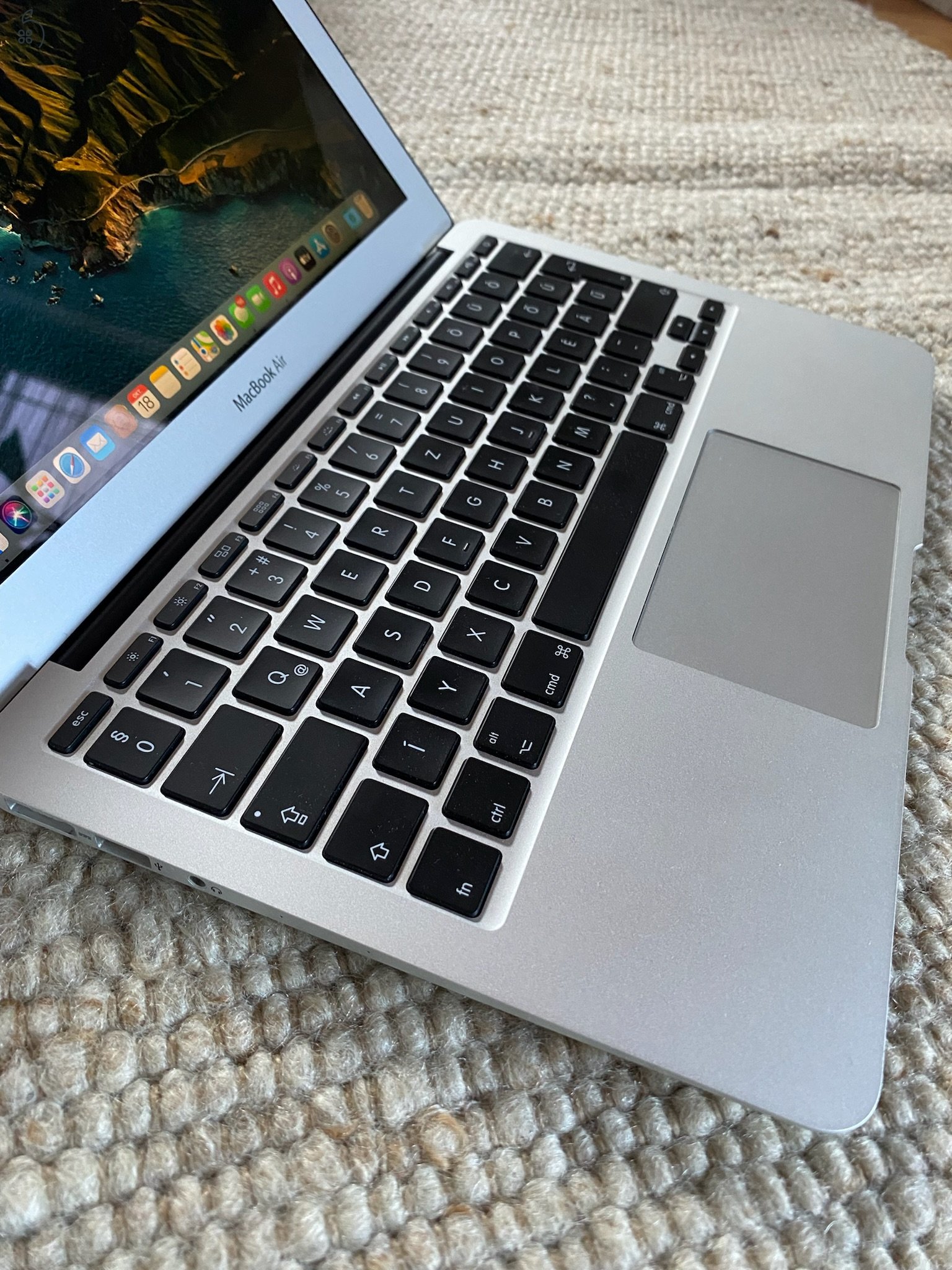 MacBook Air 11 újszerű