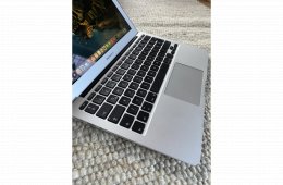 MacBook Air 11 újszerű