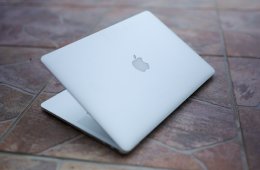 gyönyörű Macbook Pro Retina 15