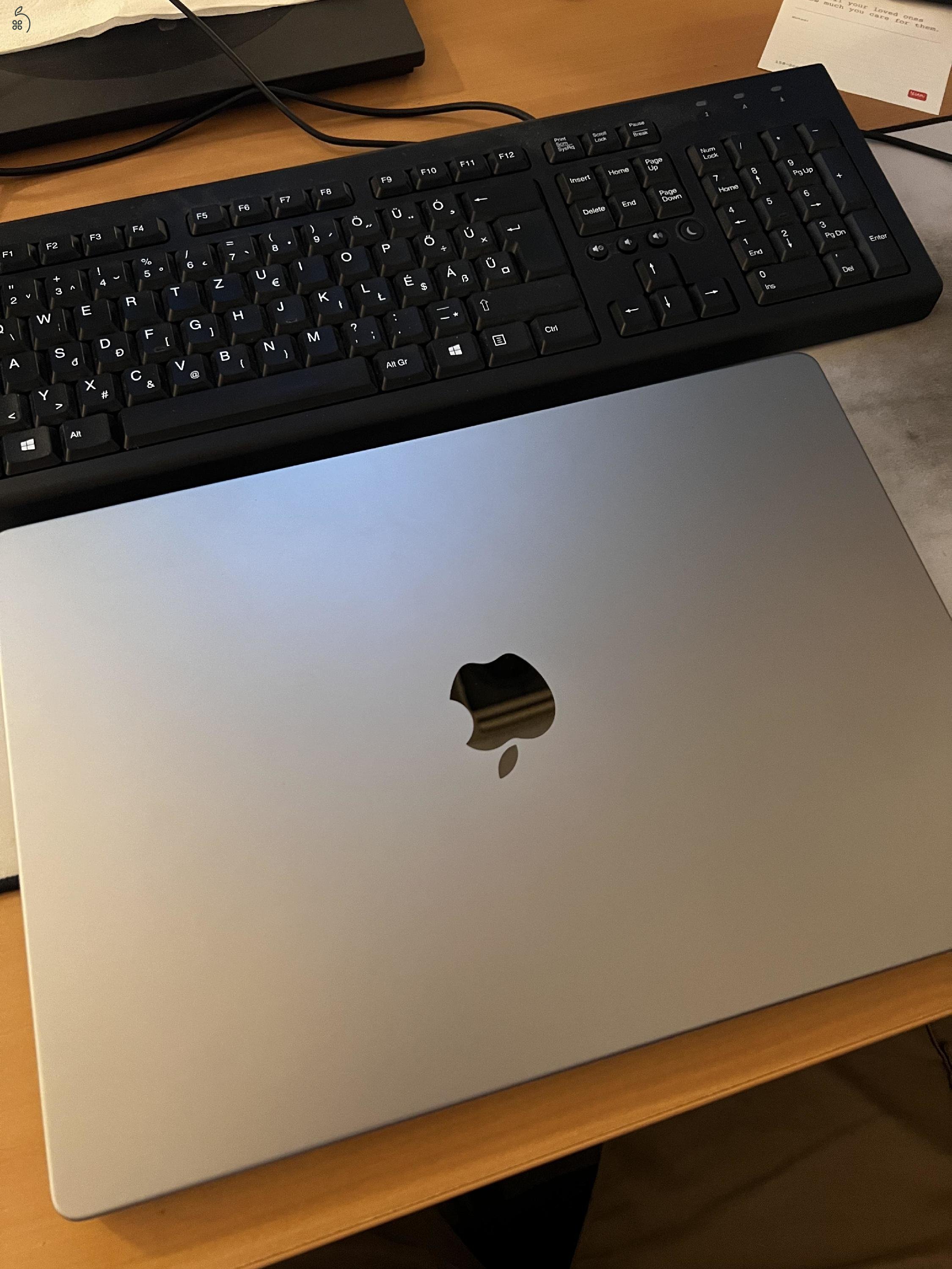 Macbook Pro M1 Max 1TB SSD, 64GB RAM, tökéletes állapot