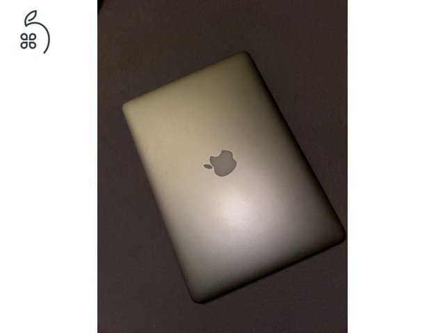 Apple Macbook Air