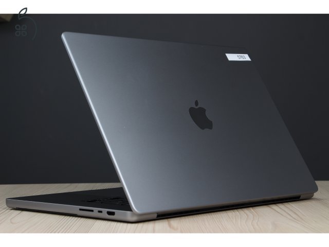 Apple Macbook Pro 16