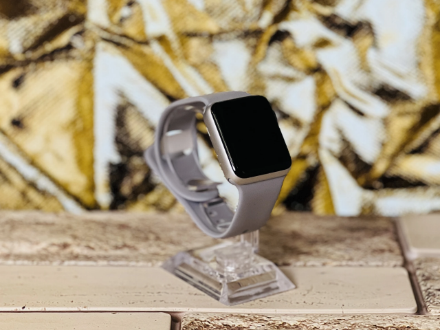 Eladó Apple Watch Series 3 S3 38mm GPS A1858 Aluminium Silver szép állapotú - 12 HÓ GARANCIA