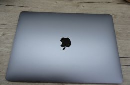 Apple Retina Macbook Air M1 - 2020 - Használt, karcmentes