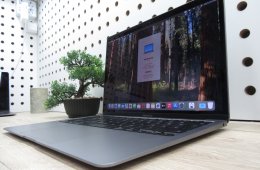  Apple Retina Macbook Air M1 - 2020 - Használt, megkímélt 