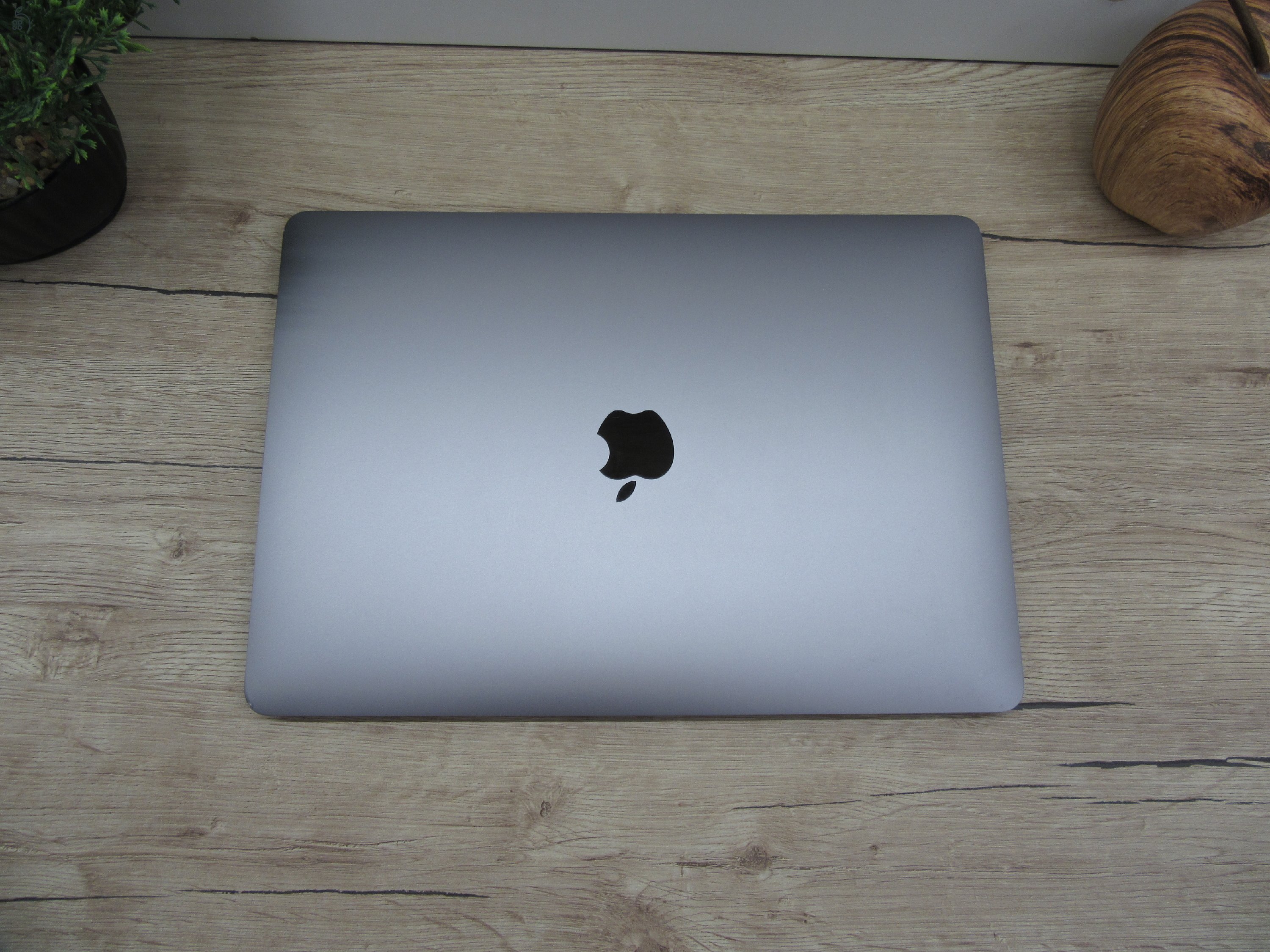  Apple Retina Macbook Air M1 - 2020 - Használt, megkímélt 