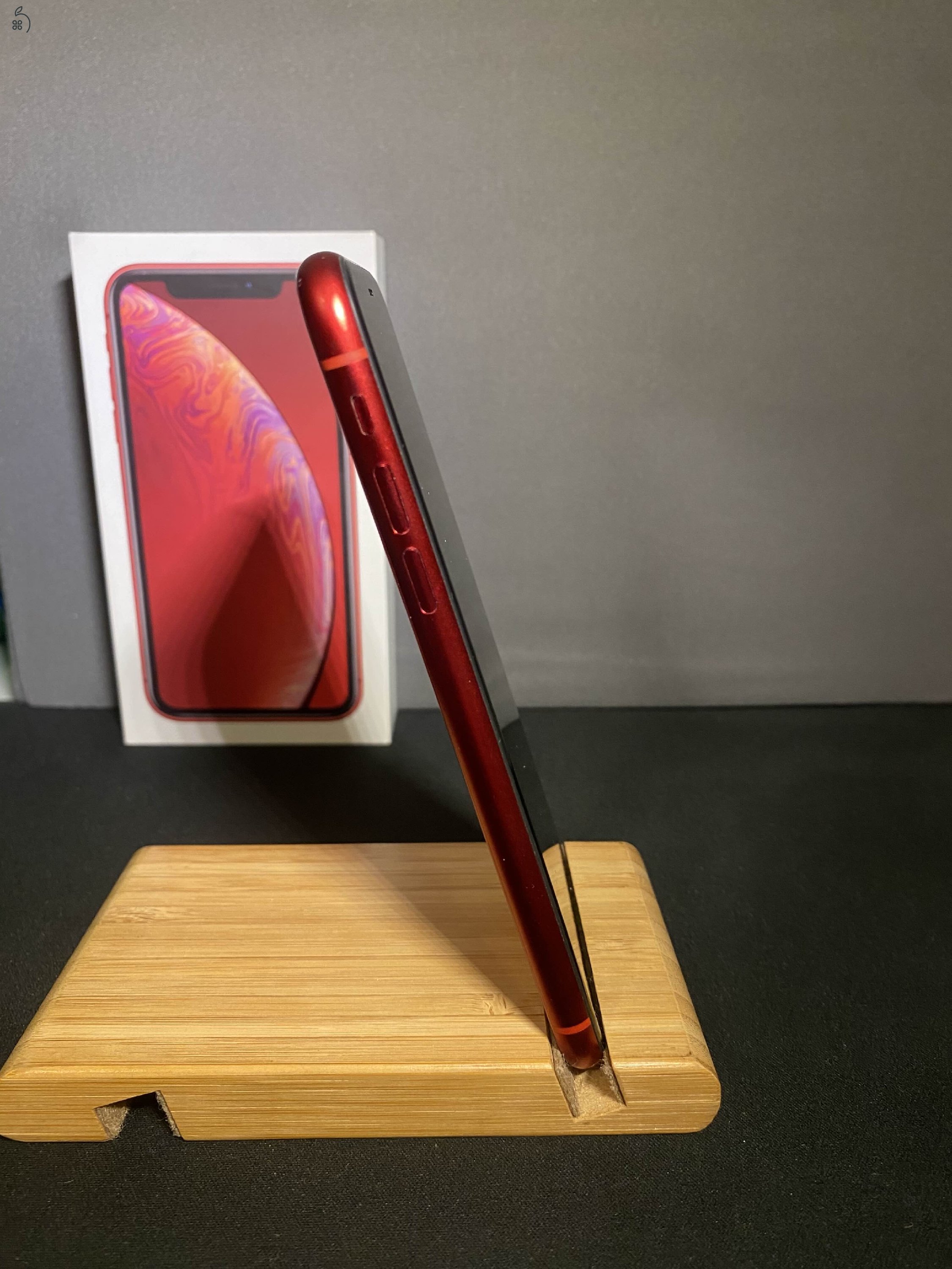 Eladó iPhone XR 64GB PRODUCT RED