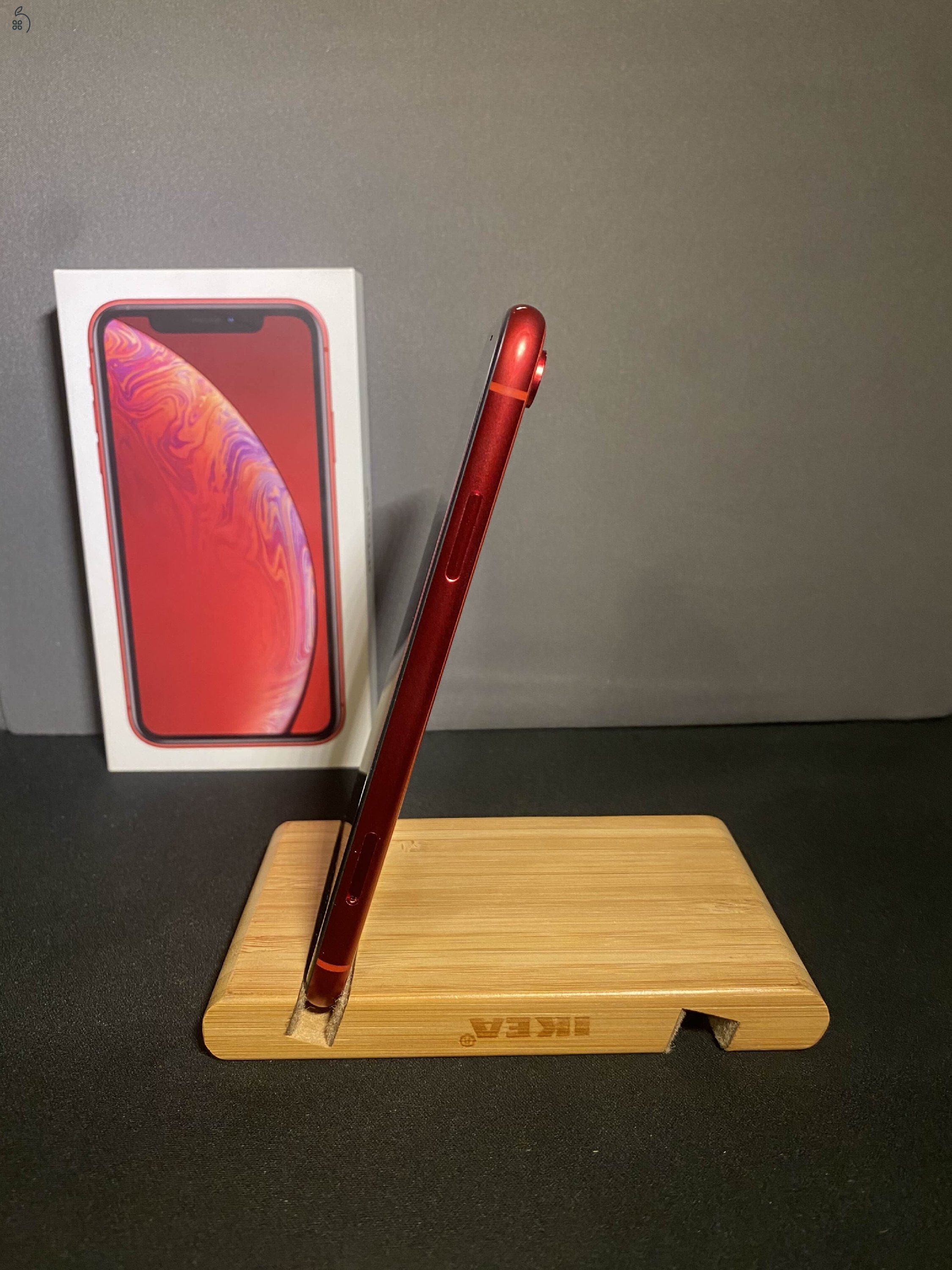 Eladó iPhone XR 64GB PRODUCT RED