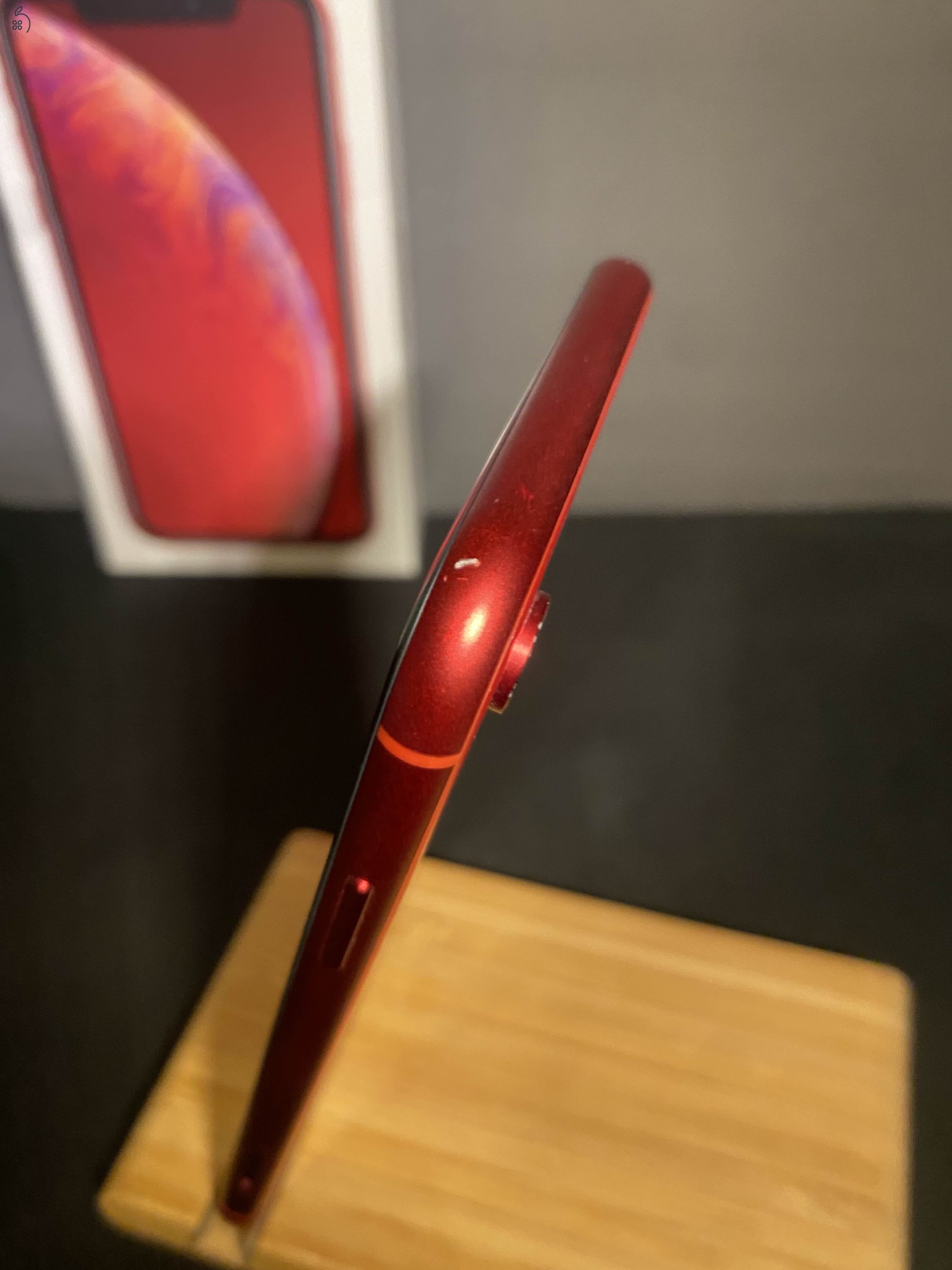 Eladó iPhone XR 64GB PRODUCT RED