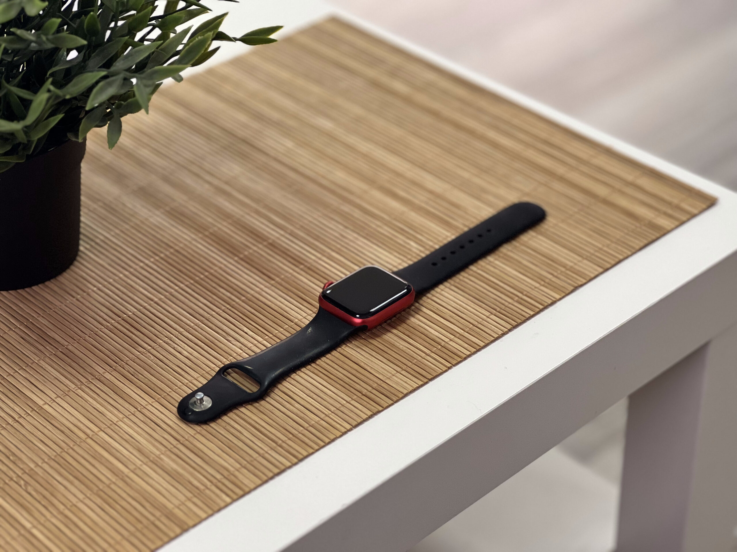 Hibátlan Apple Watch S6 Red 40MM 1 ÉV Garanciával Számlával