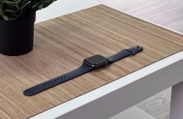 Hibátlan Apple Watch SE Space Gray 40MM 1 ÉV Garanciával Számlával