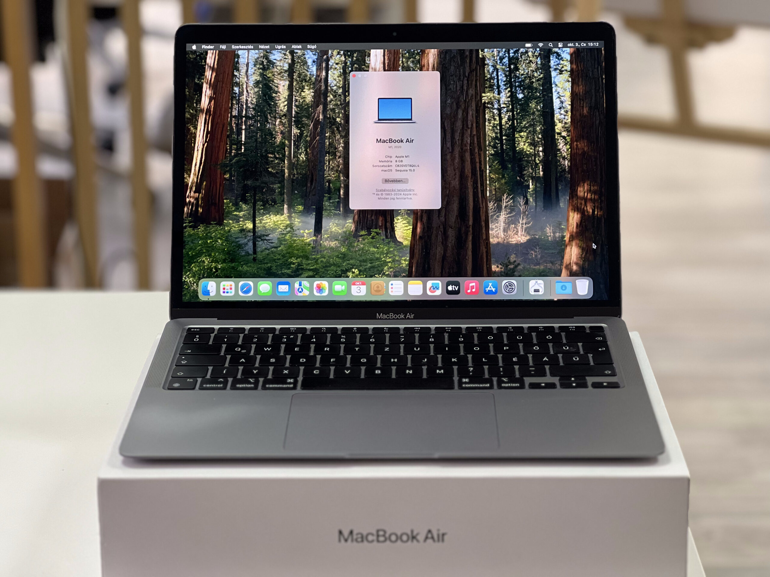 MacBook Air 2020 M1 13 256GB 1 ÉV Garanciával Számlával