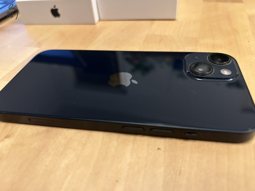 iPhone 13 újszerű 3 hónap garancia