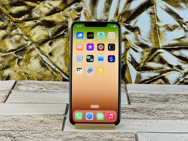  iPhone XS Max 64 GB Silver szép állapotú - 12 HÓ GARANCIA