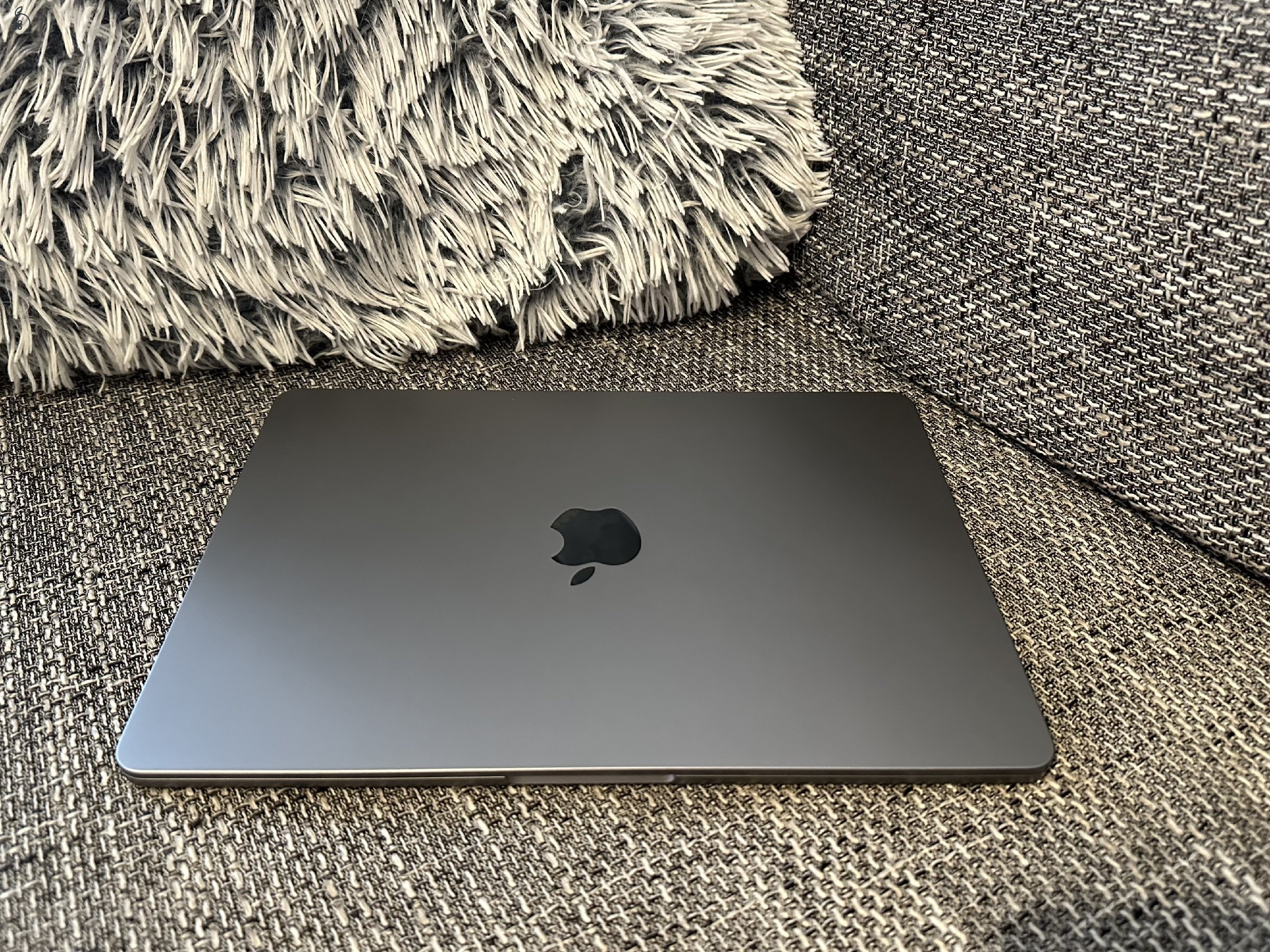 Képek frissítve - MacBook Air 13” Space Gray - M2 - 24GB - 1TB - ÁFA