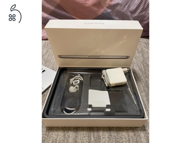 Macbook pro  8/256 GB