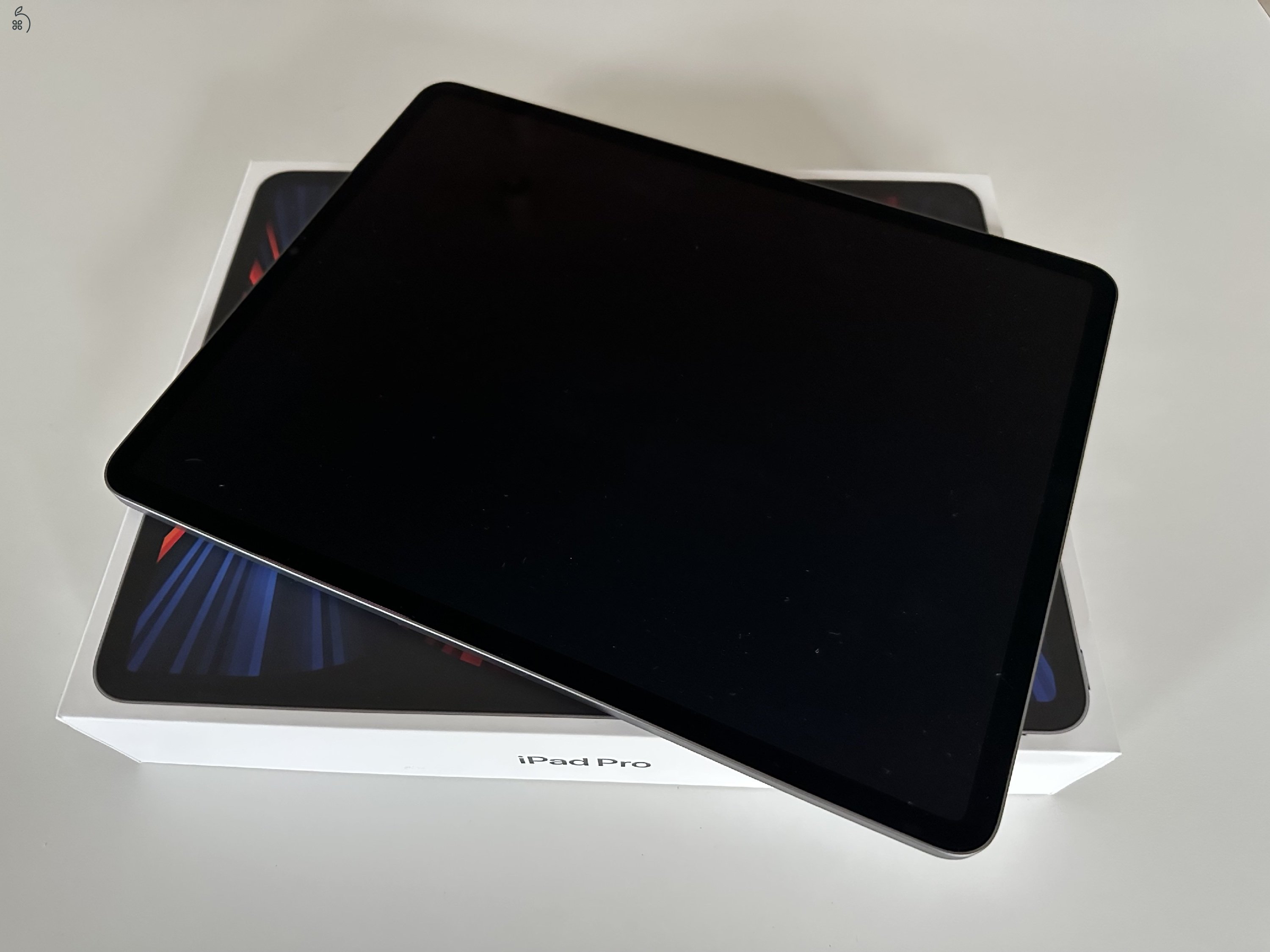 ÚJSZERŰ iPad Pro 12.9-inch M1 (5th Generation) Wi-Fi 512GB