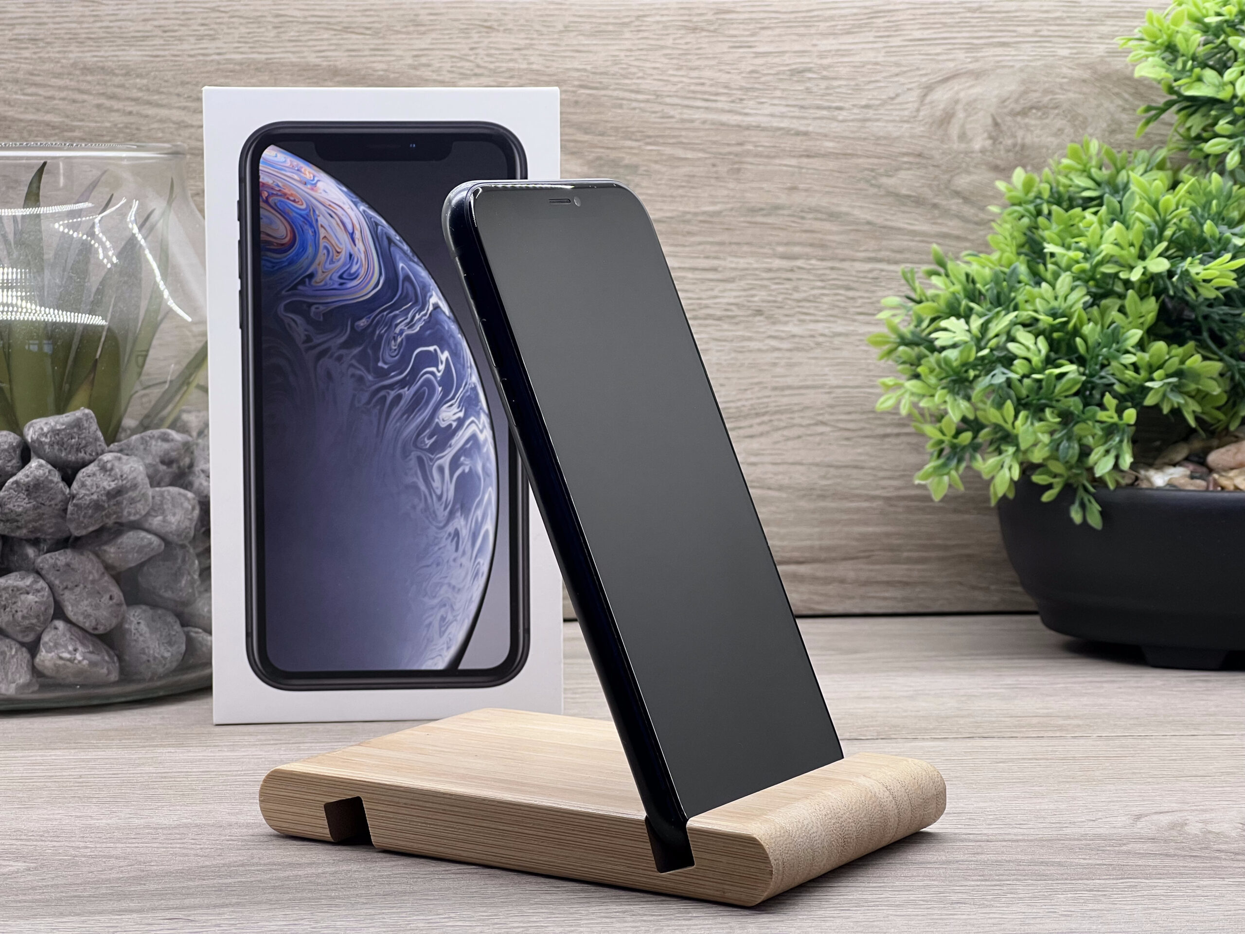 iPhone XR Black 64GB 1 ÉV Garanciával Számlával