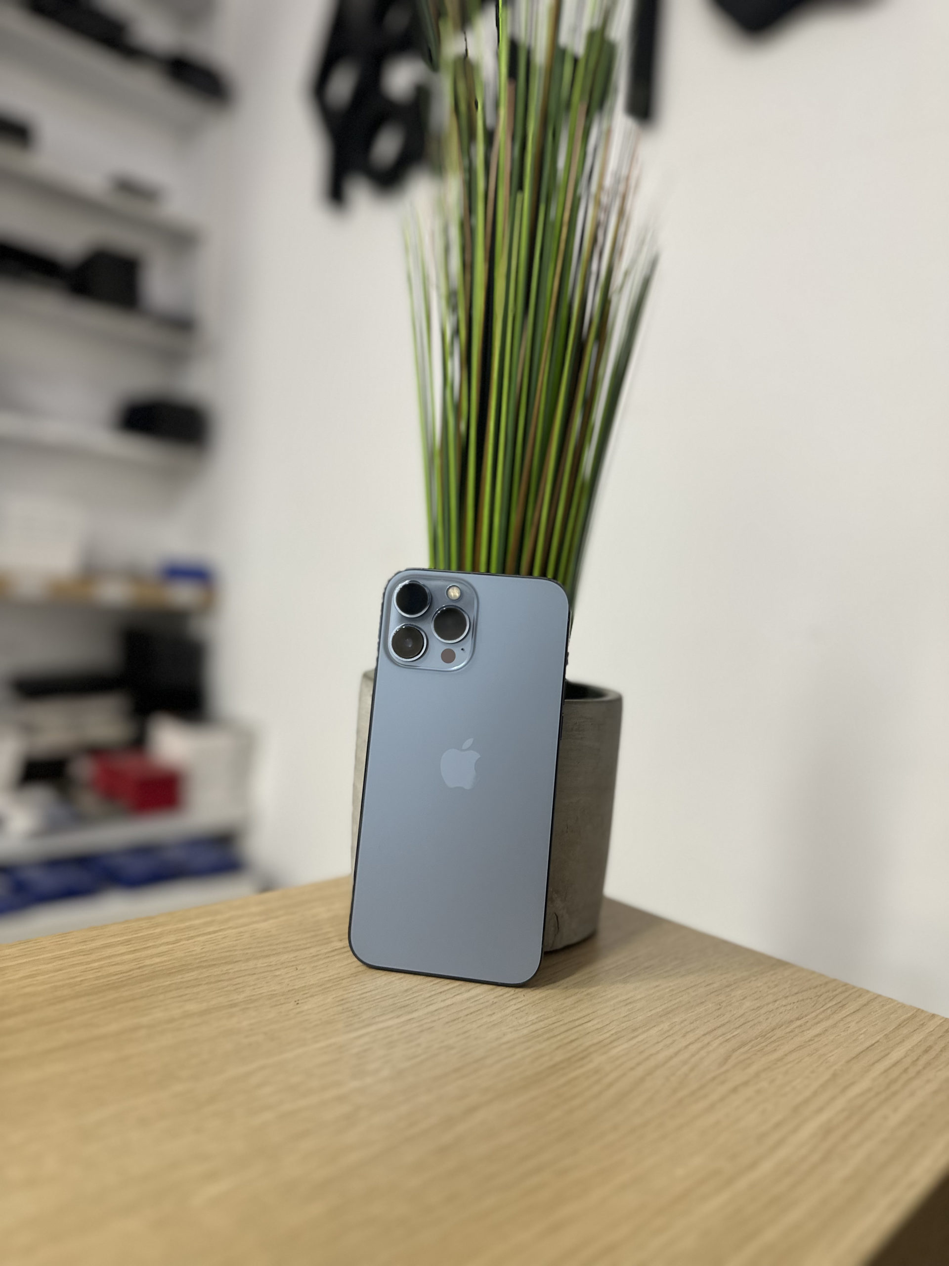 Apple iPhone 13 Pro Max 256GB Sierra Blue Használt Kártafüggetlen