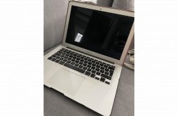 MacBook Air, keveset használt, ajándék tokkal 