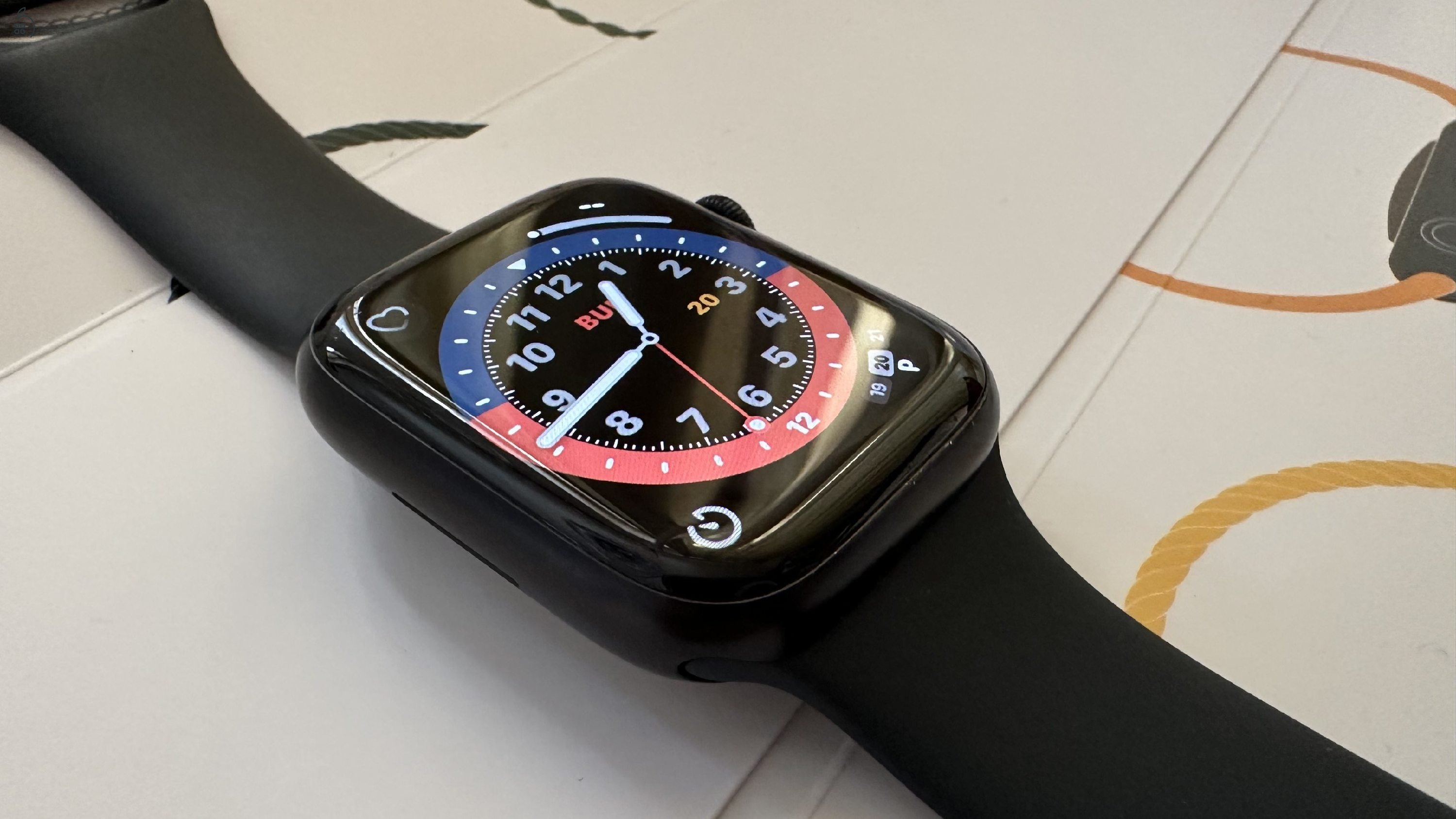 Apple Watch 8 (45mm) 