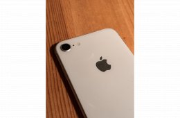 IPhone 8 - Silver, 64 GB, 2019