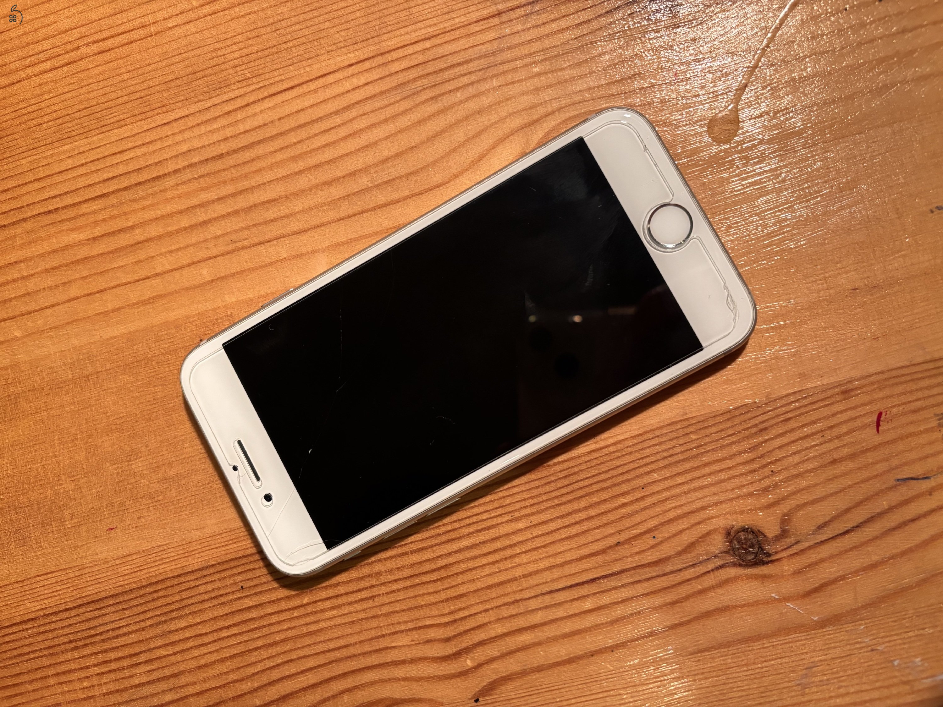 IPhone 8 - Silver, 64 GB, 2019