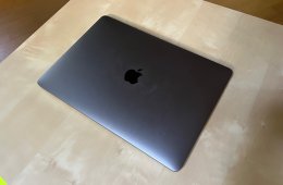 MacBook Pro 13