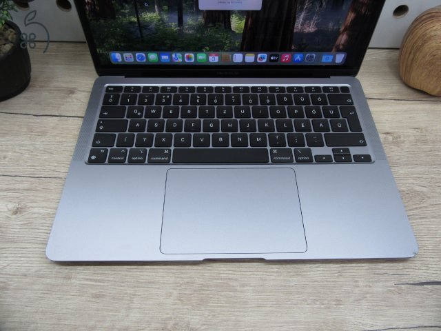  Apple Retina Macbook Air M1 - 2020 - Használt, megkímélt 