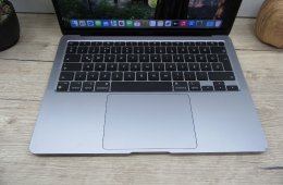  Apple Retina Macbook Air M1 - 2020 - Használt, megkímélt 