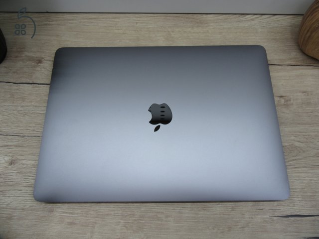  Apple Retina Macbook Air M1 - 2020 - Használt, megkímélt 