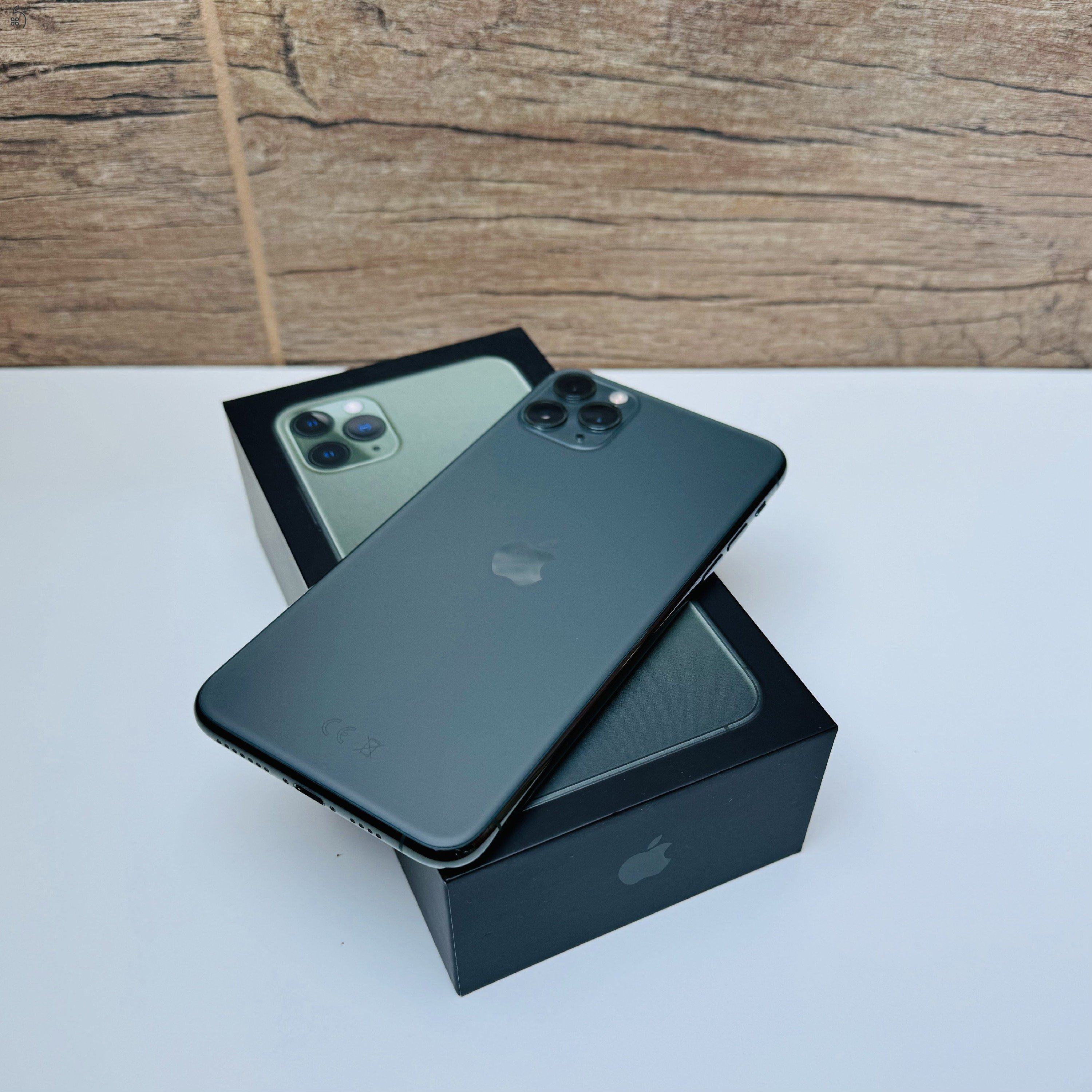 Apple iPhone 11 Pro Max - 64GB - Midnight Green