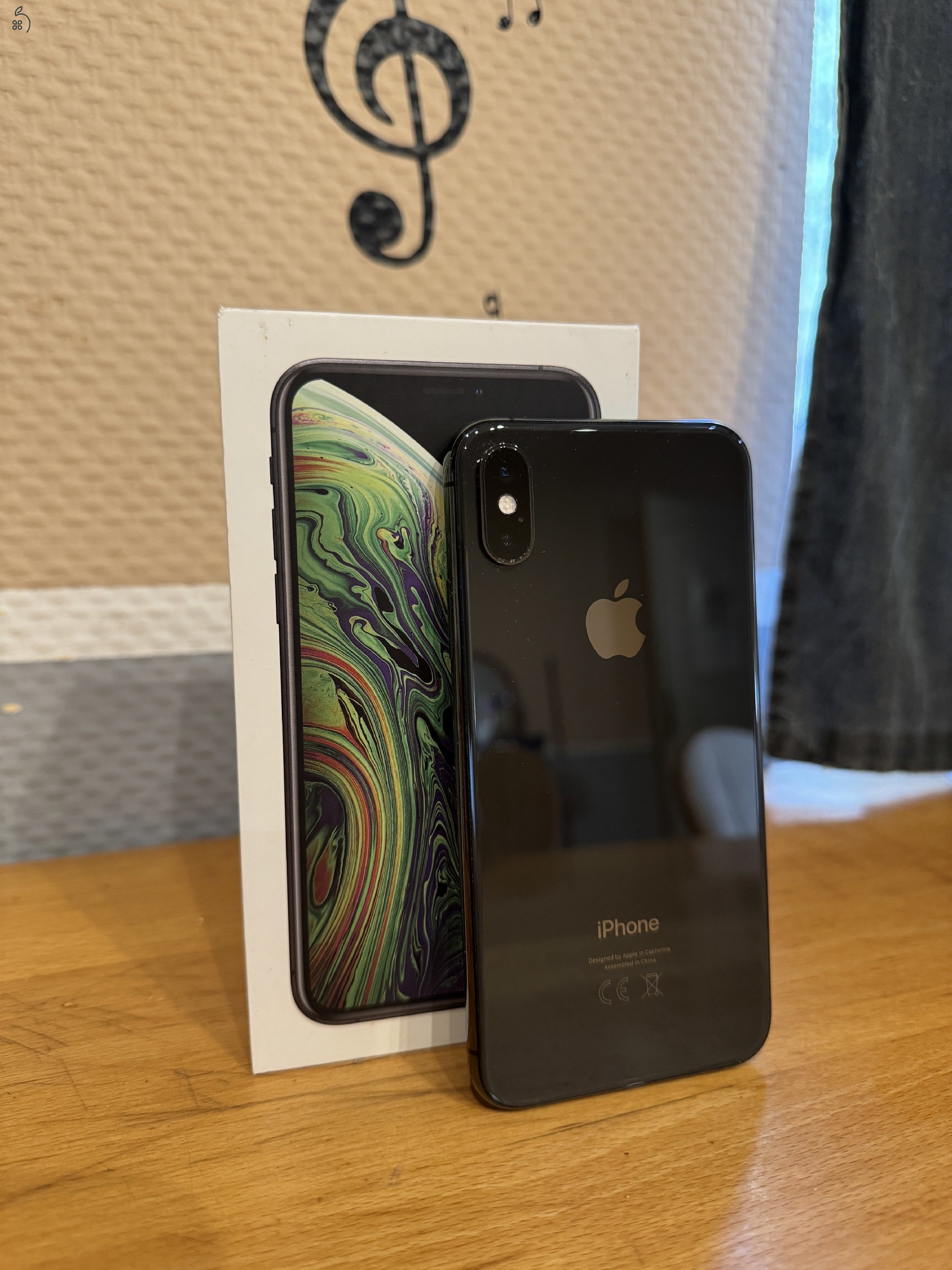 Apple iPhone XS 64GB 77%