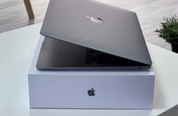 MacBook Air 2020 M1 13 256GB 1 ÉV Garanciával Számlával