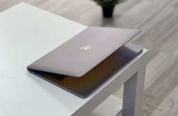 MacBook Pro 2017 13 128GB 1 ÉV Garanciával Számlával