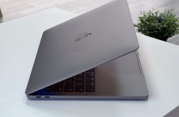 MacBook Pro 2017 13 128GB 1 ÉV Garanciával Számlával