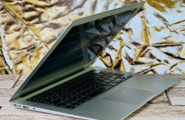 Apple Macbook AIR 2015 13