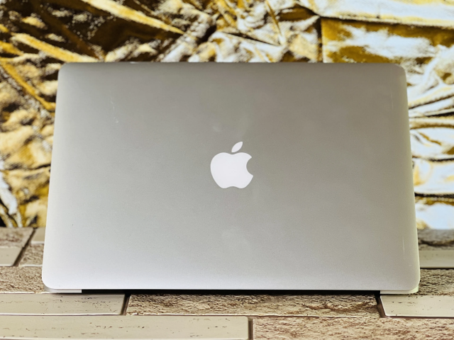 Apple Macbook AIR 2015 13