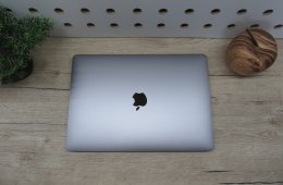 Apple Macbook Air M1 - 2020 - Használt, karcmentes 