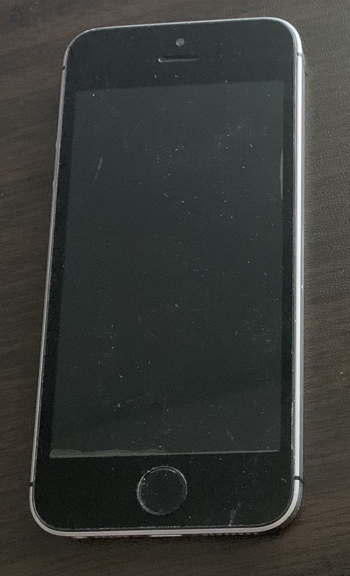 iPhone SE 16GB A1723 szürke