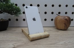 Apple iPhone SE - Silver - Használt, megkímélt