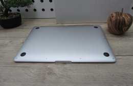 Apple Macbook Air 13 - 2013 - Újszerű állapot