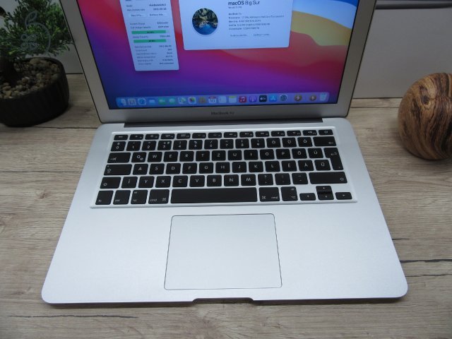 Apple Macbook Air 13 - 2013 - Újszerű állapot