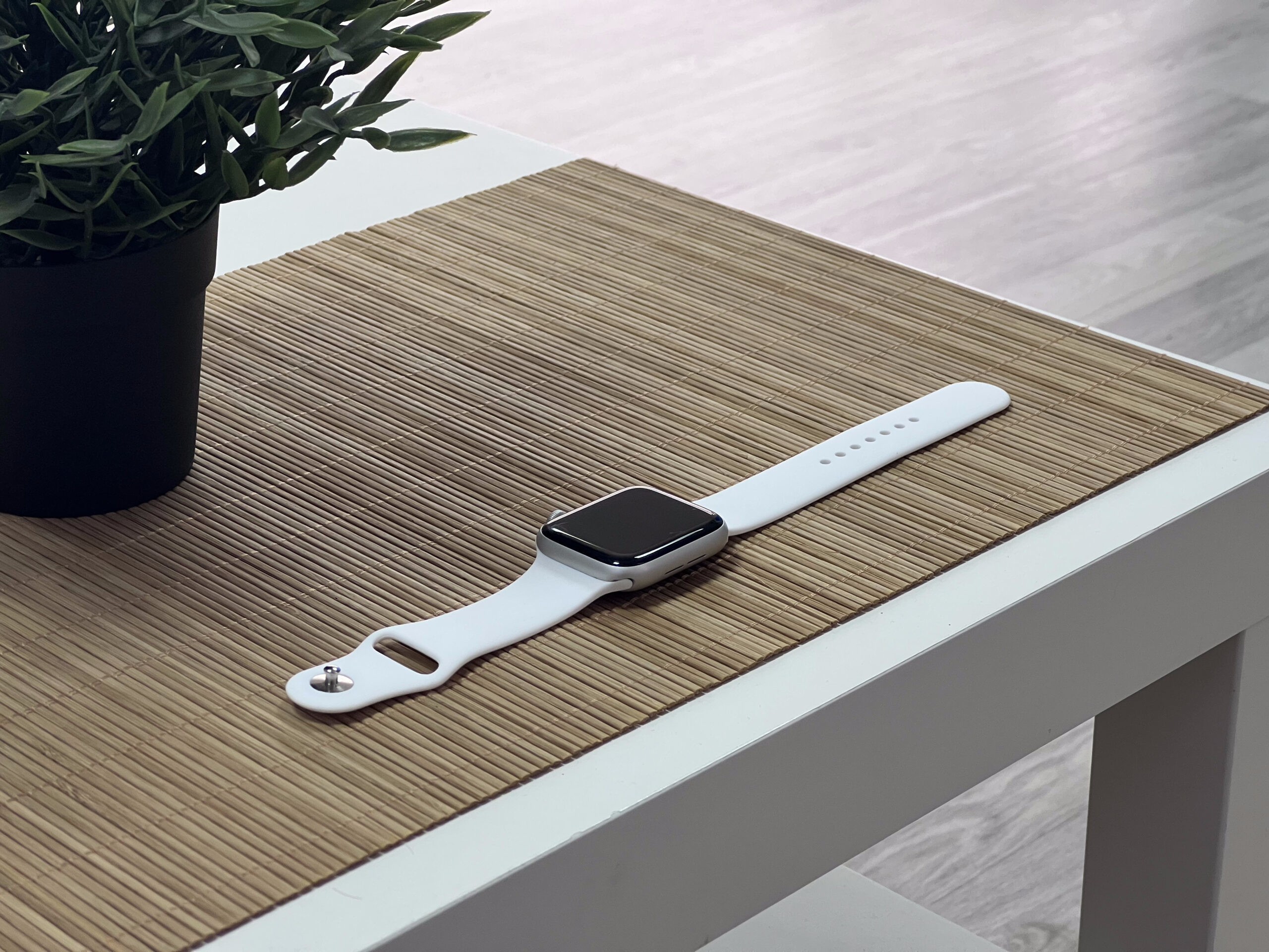 Apple Watch S5 Silver 44MM 1 ÉV Garanciával Számlával