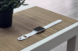 Apple Watch S5 Silver 44MM 1 ÉV Garanciával Számlával