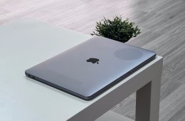 MacBook Pro 2017 13 128GB 1 ÉV Garanciával Számlával