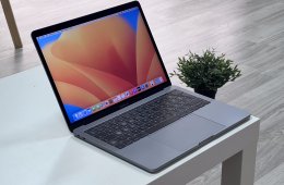 MacBook Pro 2017 13 128GB 1 ÉV Garanciával Számlával