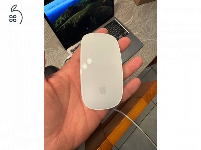 Kitűnő MacBook Pro 8/256 (94%-os akku) + MAGIC MOUSE 3