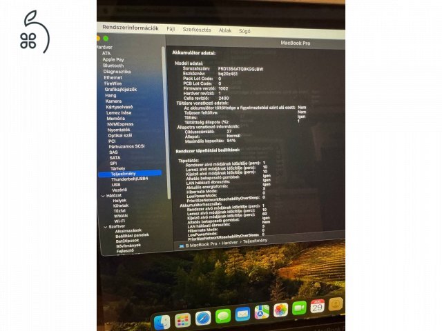 Kitűnő MacBook Pro 8/256 (94%-os akku) + MAGIC MOUSE 3